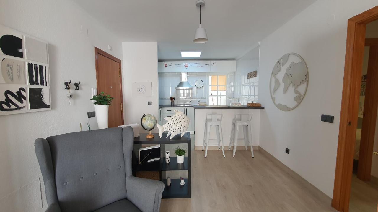 Paseo Maritimo Torre Del Mar Apartment Exterior photo